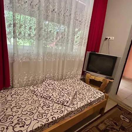 Femeli Hotel 4*