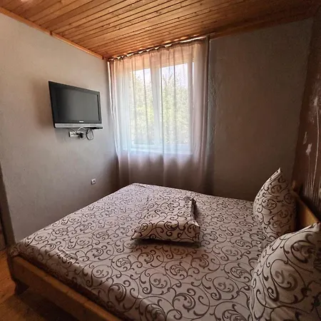 Hotel Femeli 4*